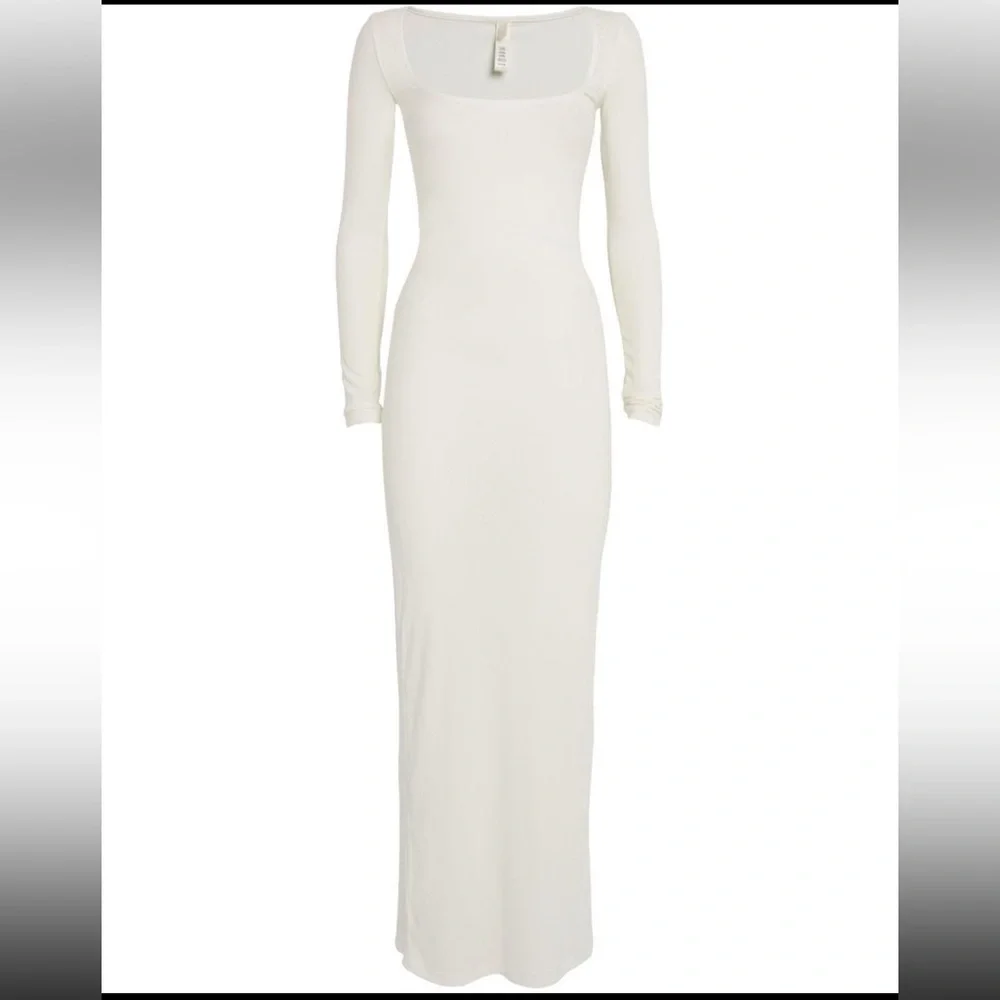 NWOT. Skims Soft Lounge Maxi Dress size small - Picture 1 of 7